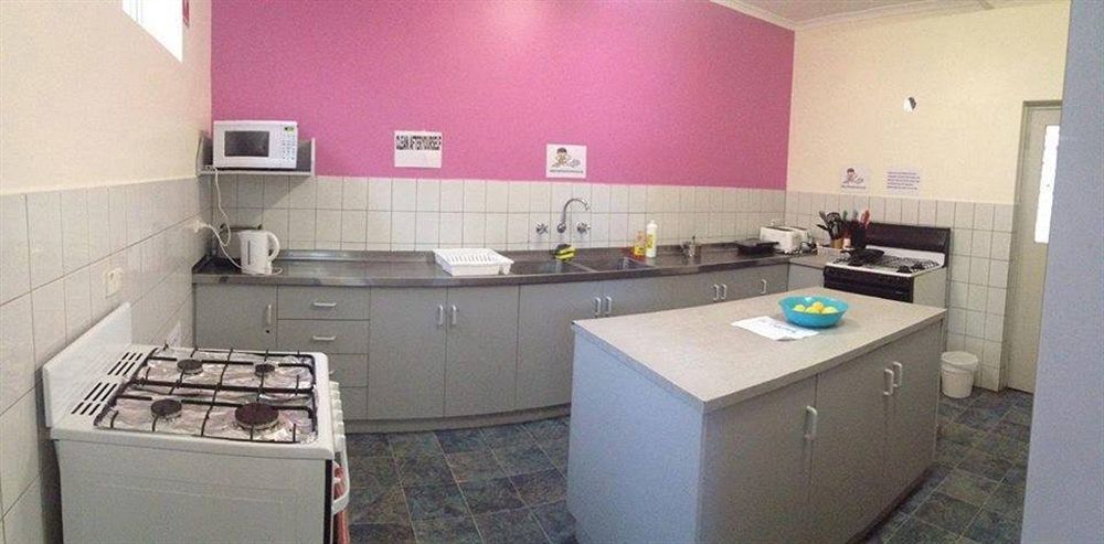 Port Adelaide Backpackers Hostel Εξωτερικό φωτογραφία